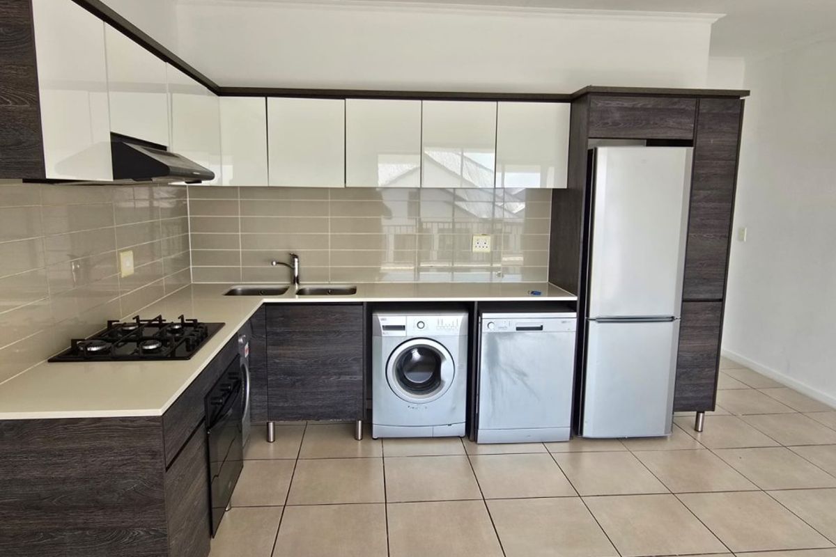 Modern Living with Style and Security! - Photo 5