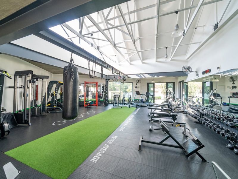 Modern Living with Style and Security! - Photo 10