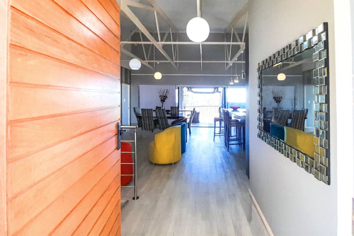 Perched Up High Without Needing Wings in Sought After Beacon Bay With Beautiful Views - Photo 5