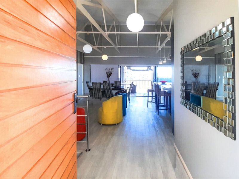 Perched Up High Without Needing Wings in Sought After Beacon Bay With Beautiful Views - Photo 5