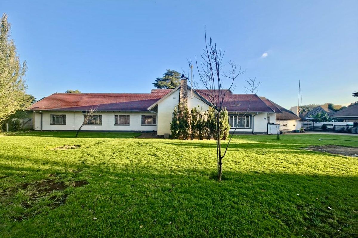 Stylish Stilfontein Home with Braai Room and Fibre - Photo 2