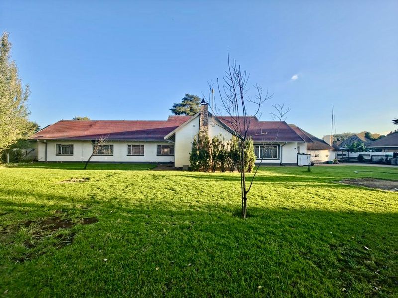 Stylish Stilfontein Home with Braai Room and Fibre - Photo 2