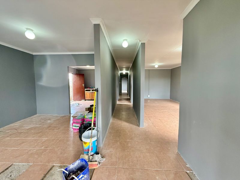 Charming 3 Bedroom Home in Bethelsdorp, Gqeberha - Photo 5