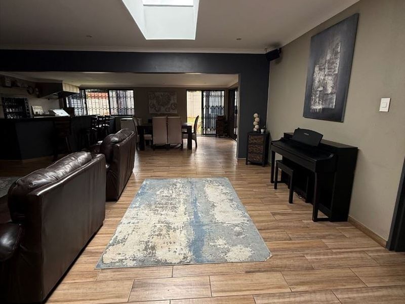 Design Excellence Awaits! - Photo 8