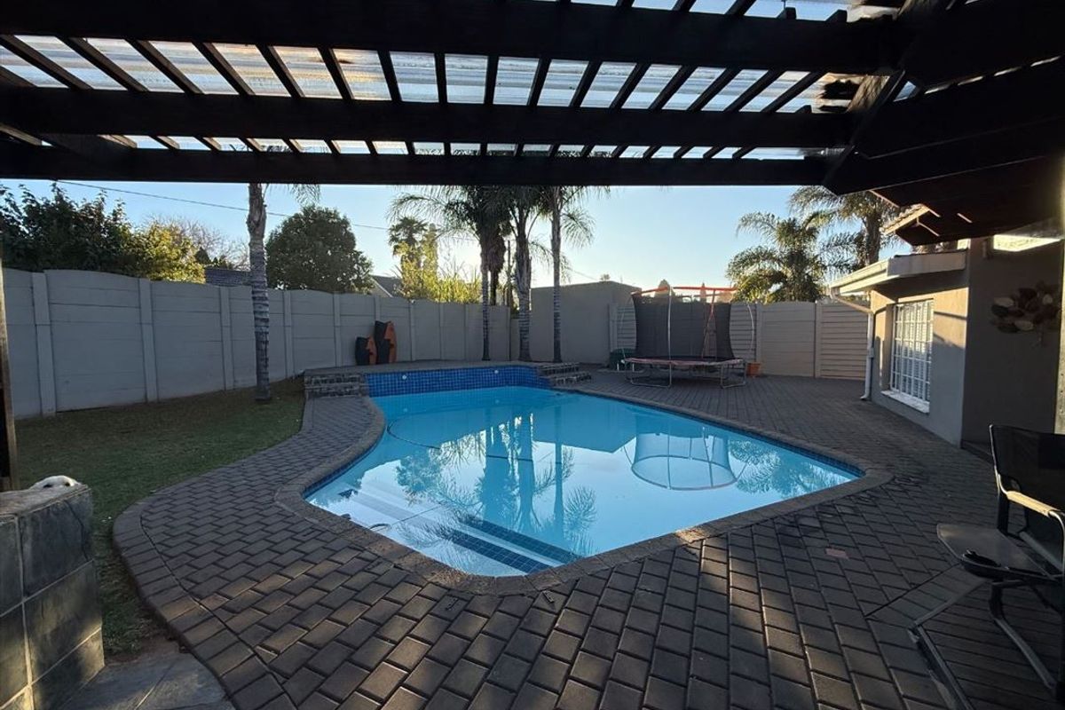 Design Excellence Awaits! - Photo 4