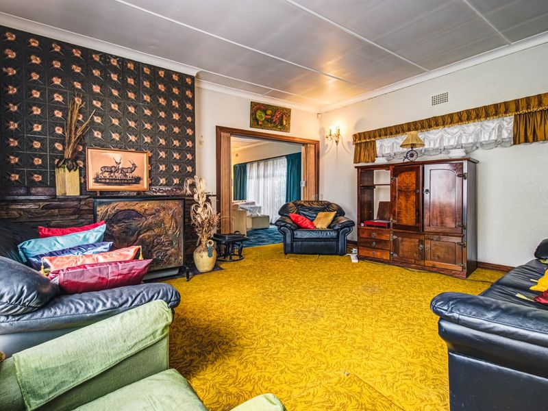 A VINTAGE GEM WITH ROOM TO GROW - Photo 9