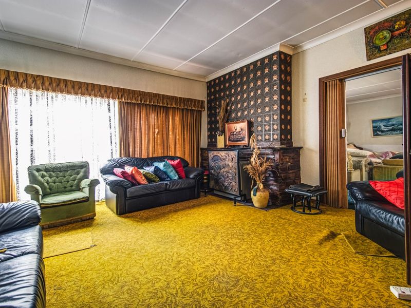 A VINTAGE GEM WITH ROOM TO GROW - Photo 8