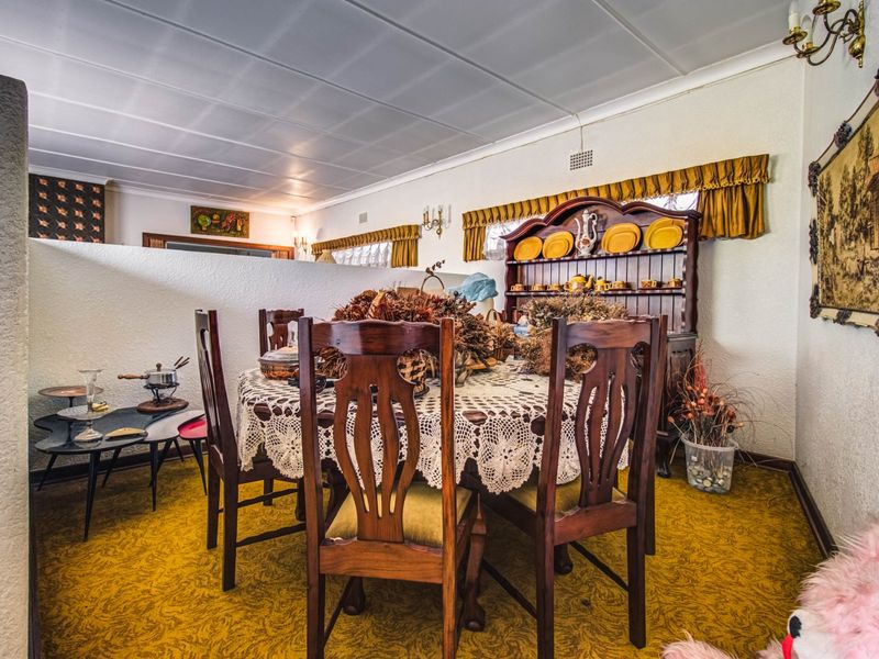 A VINTAGE GEM WITH ROOM TO GROW - Photo 7