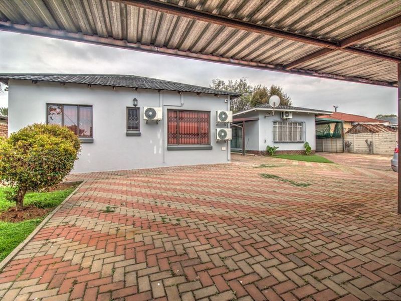 THE PERFECT BUSINESS PREMISES! - Photo 3