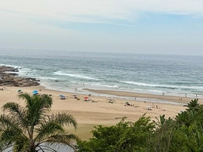 Stylish Coastal Living With Exceptional Sea And Beach Views at Laguna La Crete - Photo 5