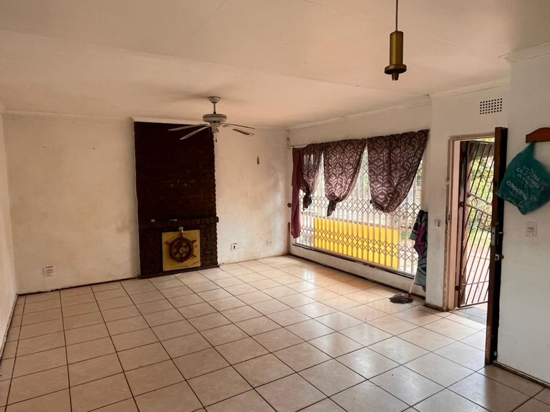 Fixer Upper Home in Dinwiddie looking for a the investor opportunist - Photo 6