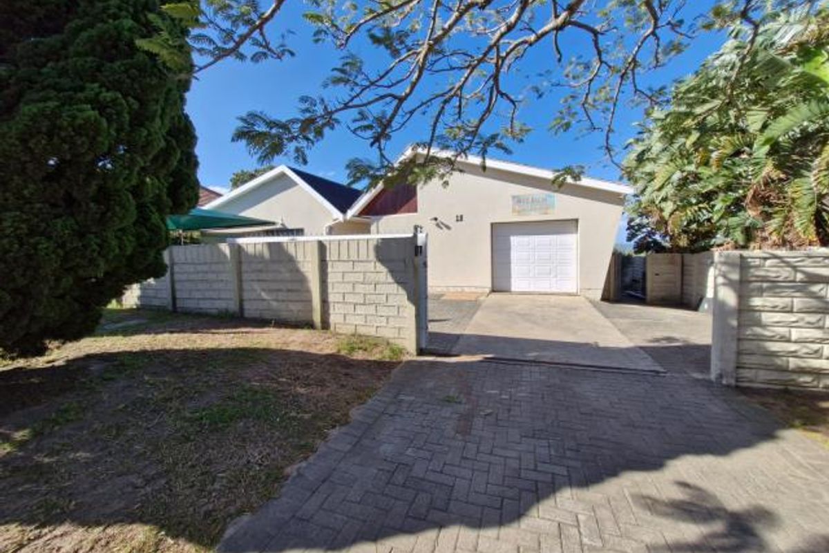 5 BEDROOM HOUSE FOR SALE IN SUNNYRIDGE - Photo 2