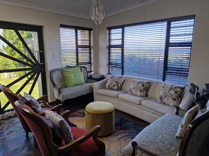 5 BEDROOM HOUSE FOR SALE IN SUNNYRIDGE - Photo 10