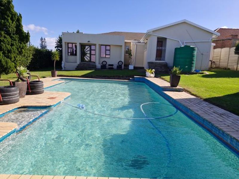 5 BEDROOM HOUSE FOR SALE IN SUNNYRIDGE - Photo 1