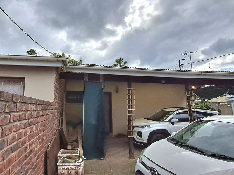 LOCATION!! Location is the Key! Calling all investors/companies for this centrally situated property in popular Berea in East London. - Photo 4