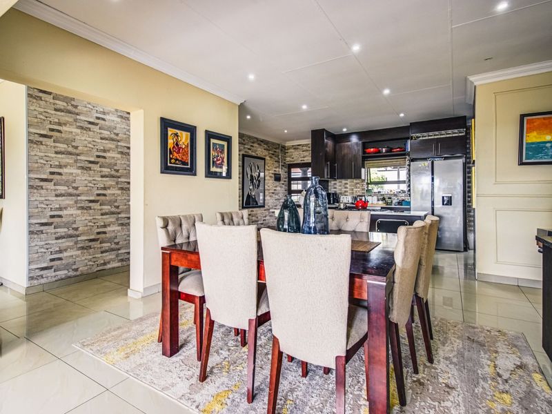 Ultra Chic City Cluster - Photo 6