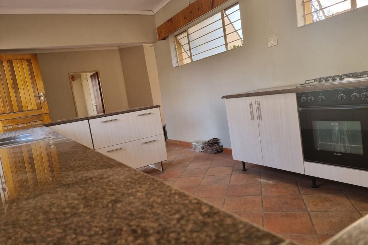 2 Bedroom 1 Bathroom Cottage for Rent. - Photo 4