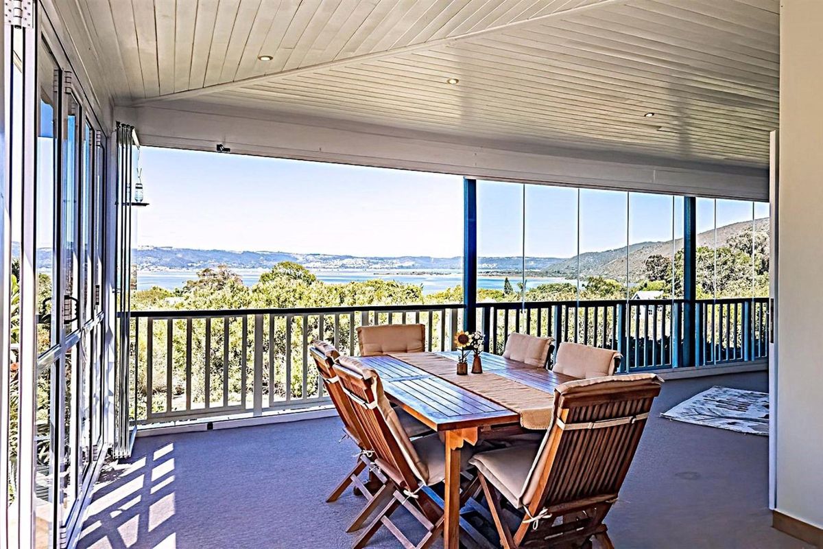 Spacious Well Positioned Belvedere Home with Extraordinary Lagoon Views - Photo 3