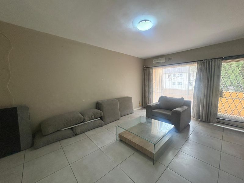 1 Bed, One Bath Spacious Apartment in the Heart of Windsor East - Photo 9