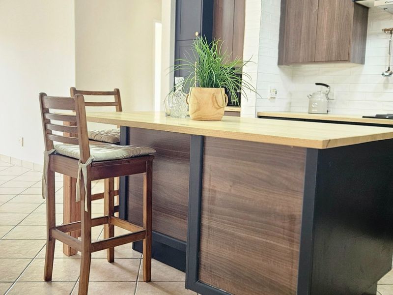 BEAUTIFUL NEWLY RENOVATED 2 BEDROOM UNIT TO RENT IN NOORDHANG!!! - Photo 4