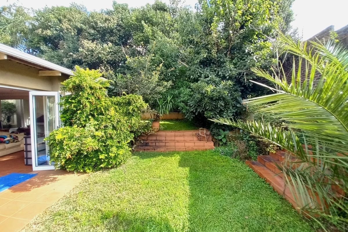 Primrose Gem: Spa cious family home with braai - Photo 2