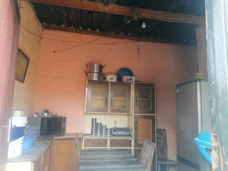 Lovely 3 bedroom House for sale in Bergman, Bloemfontein - Photo 8