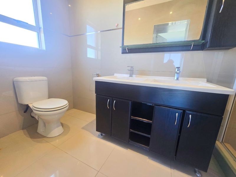 Coastal Living With Uninterrupted Sea View In La Mercy, KZN - Photo 8