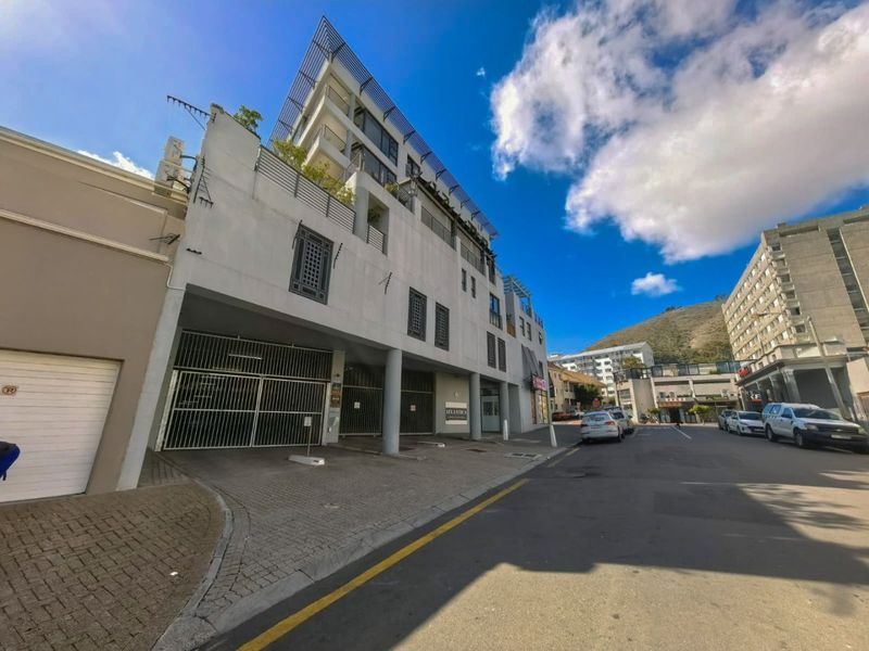 Boutique Coastal Living | Spacious 1-Bedroom with Balcony in Sea Point - Photo 3