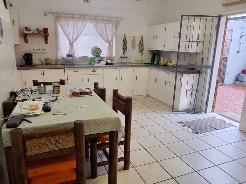 FAMILY 3 BED HOUSE IN MOUNTAIN VIEW FOR SALE  - Photo 7