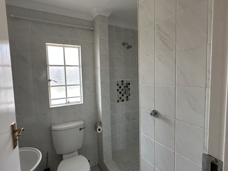 Beautiful 2-Bedroom Townhouse for Sale in Eden Glen - Photo 8