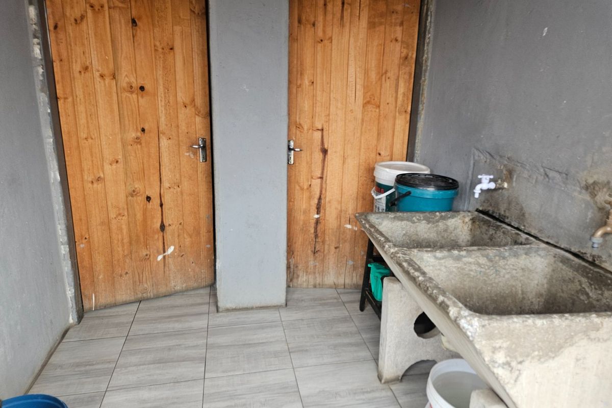 Exceptional Investment Opportunity 16 Rooms Property for Sale in Tembisa - Photo 5
