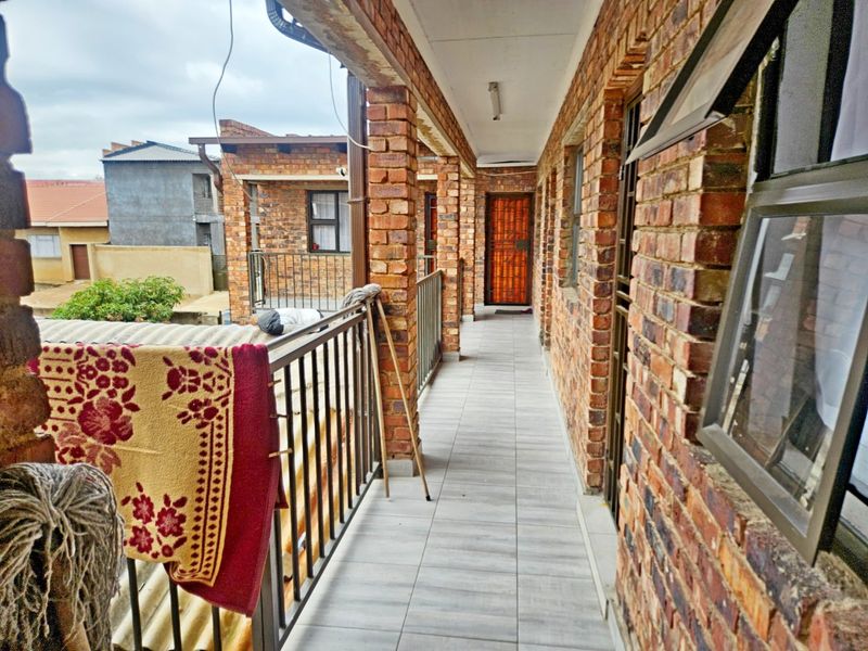 Exceptional Investment Opportunity 16 Rooms Property for Sale in Tembisa - Photo 6
