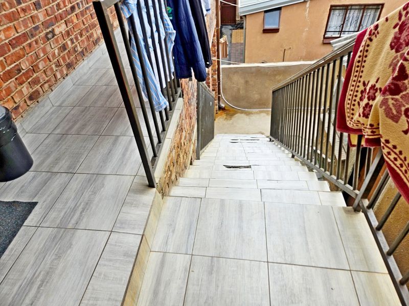 Exceptional Investment Opportunity 16 Rooms Property for Sale in Tembisa - Photo 3