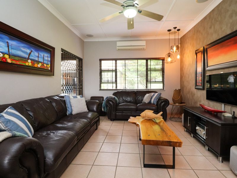 A Move-In-Ready MASTERPIECE Designed for Exceptional Family Living - Photo 8