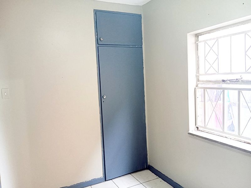 2 Bedroom 1 Bathroom Apartment Ground Floor Unit - Photo 10