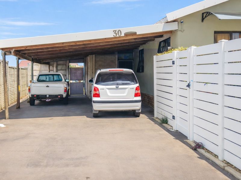 Modern Comfort ×2 – Gonubie Lifestyle Gem. Many Lifestyle Options Including Investment Opportunity in Gonubie, East London - Photo 3