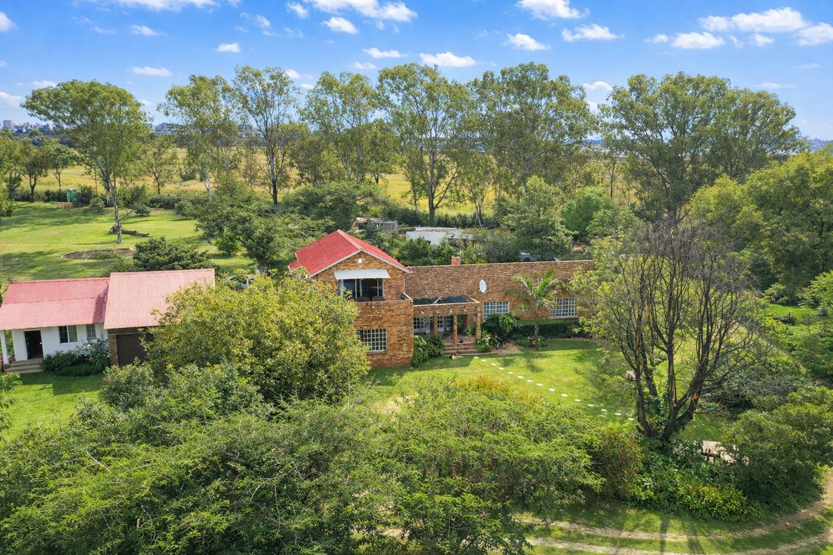 Farmall AH, Fourways | Multi-Dwelling Investment with Strong Income Potential - Photo 4