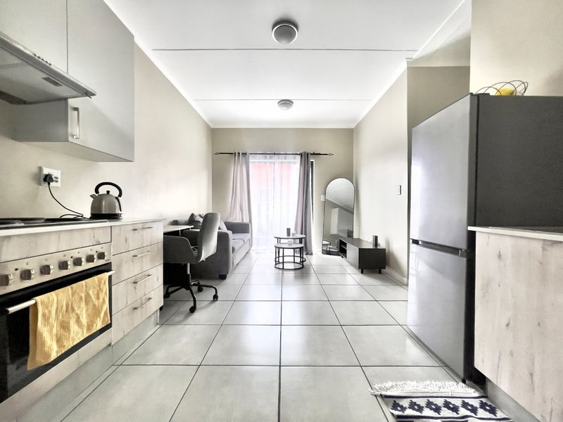 1 Bedroom For Sale - Photo 2