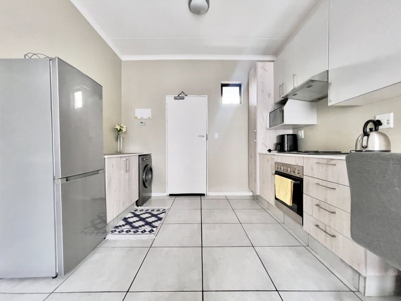 1 Bedroom For Sale - Photo 6