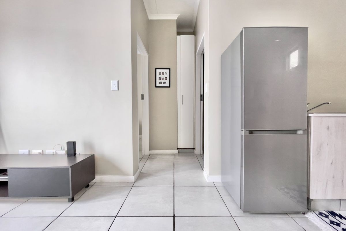 1 Bedroom For Sale - Photo 5