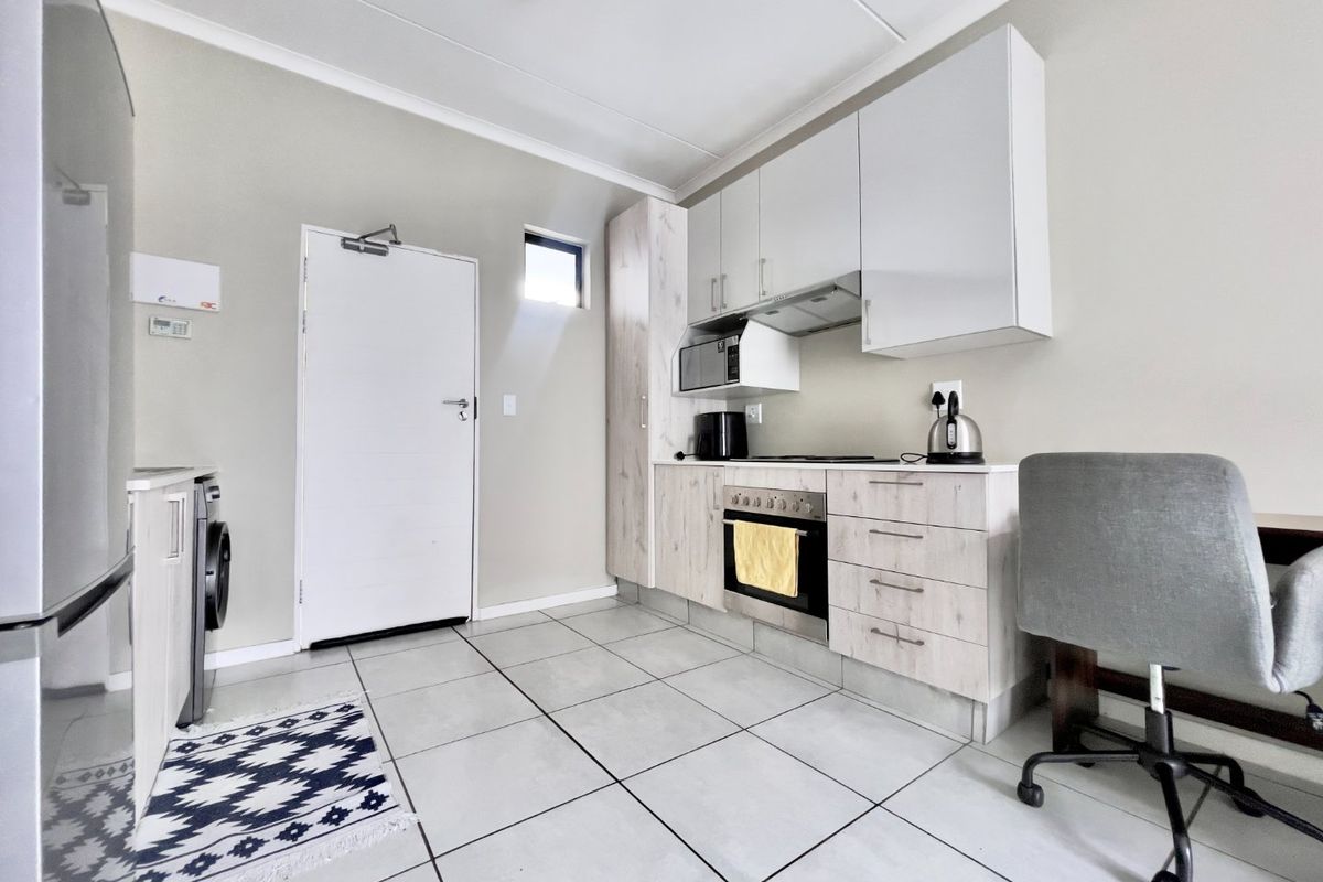 1 Bedroom For Sale - Photo 4