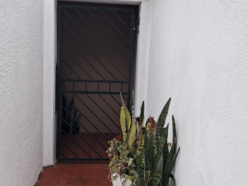 3 BEDROOM HOUSE WITH GRANNY FLAT FOR SALE IN BERNADINO HEIGHTS KRAAIFONTEIN - Photo 8