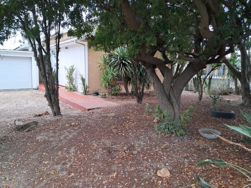 3 BEDROOM HOUSE WITH GRANNY FLAT FOR SALE IN BERNADINO HEIGHTS KRAAIFONTEIN - Photo 6