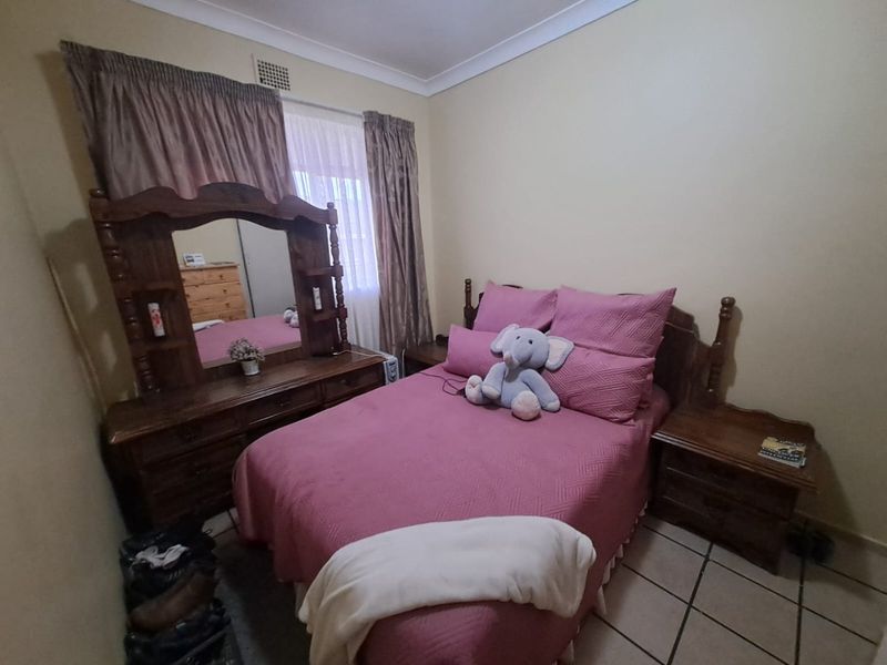 Neat - Two-Bedroom Apartment Near Vaal Mall - Photo 3