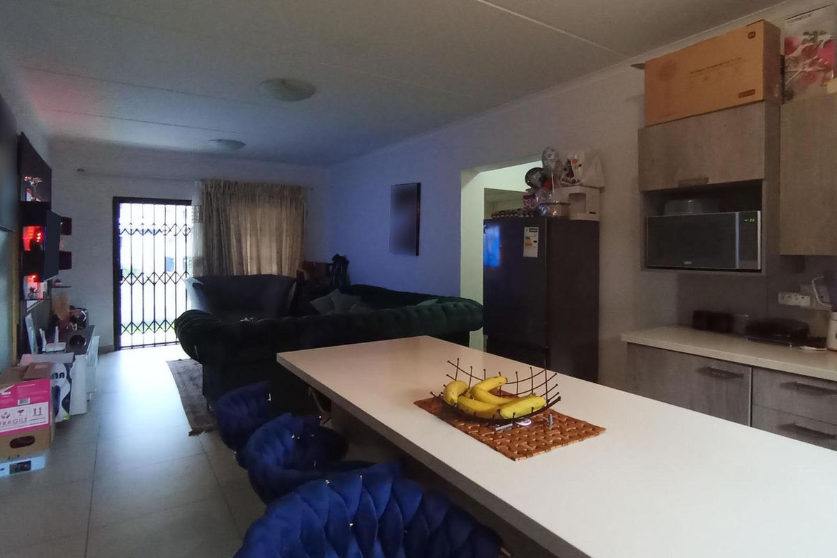 Cozy Ground Floor 2 bed Apartment in Midrand - Photo 4