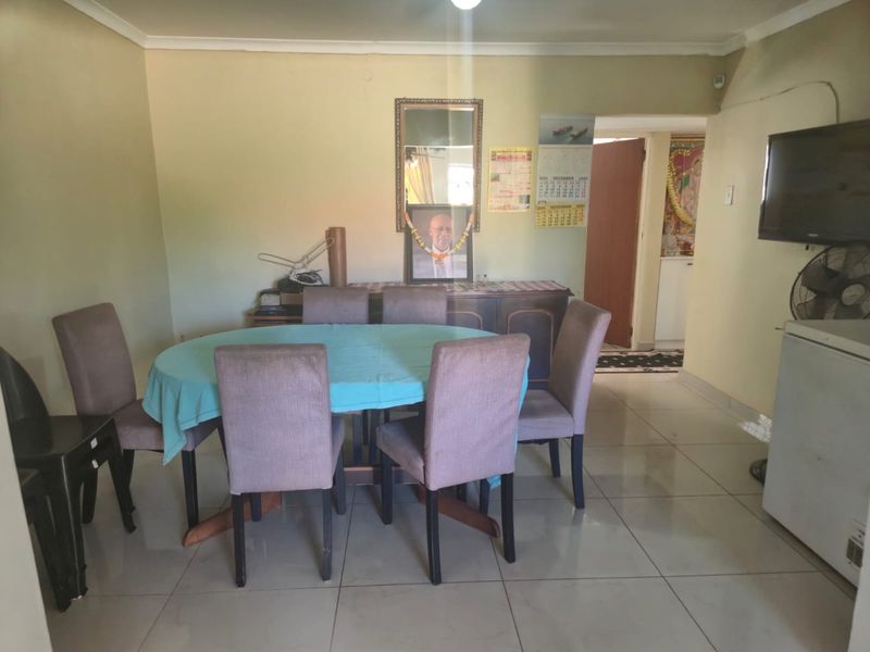 3 Bedroom House for sale in Merebank Central R1,395,000 - Photo 6