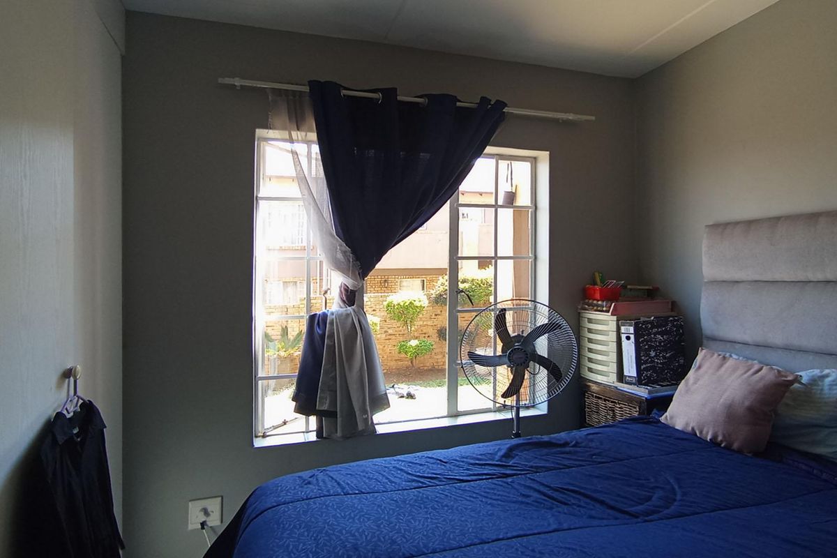 Modern Ground Floor Living with Private Garden & Built-In Braai in Carlswald View! - Photo 5