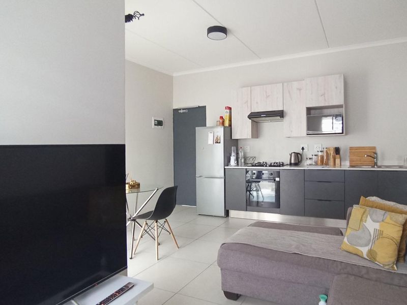 Modern 1-Bedroom Apartment for Sale in 93 on New, Carlswald - Photo 3