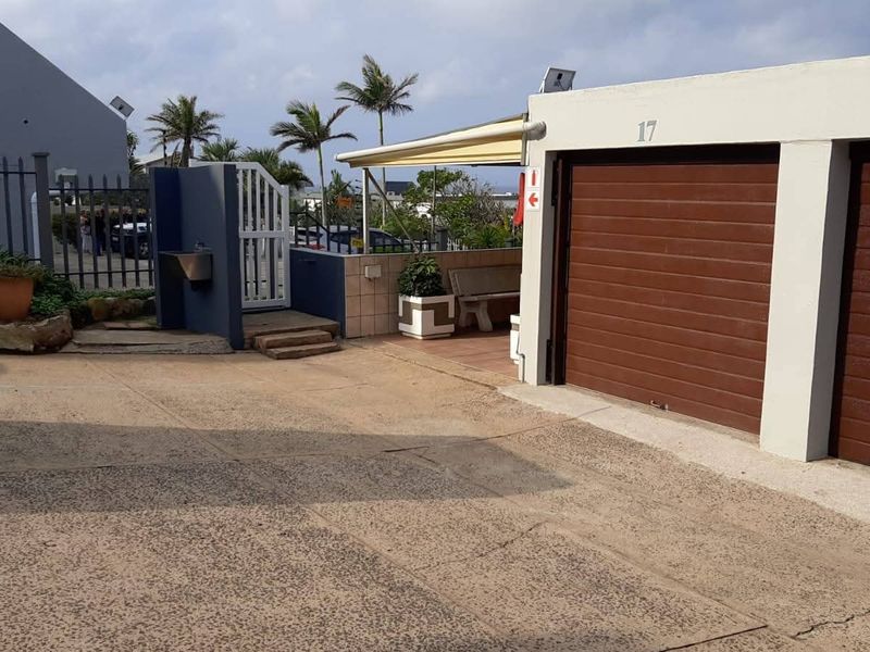 Two Bedroom Apartment for Sale in Manaba Beach, Uvongo - Photo 2