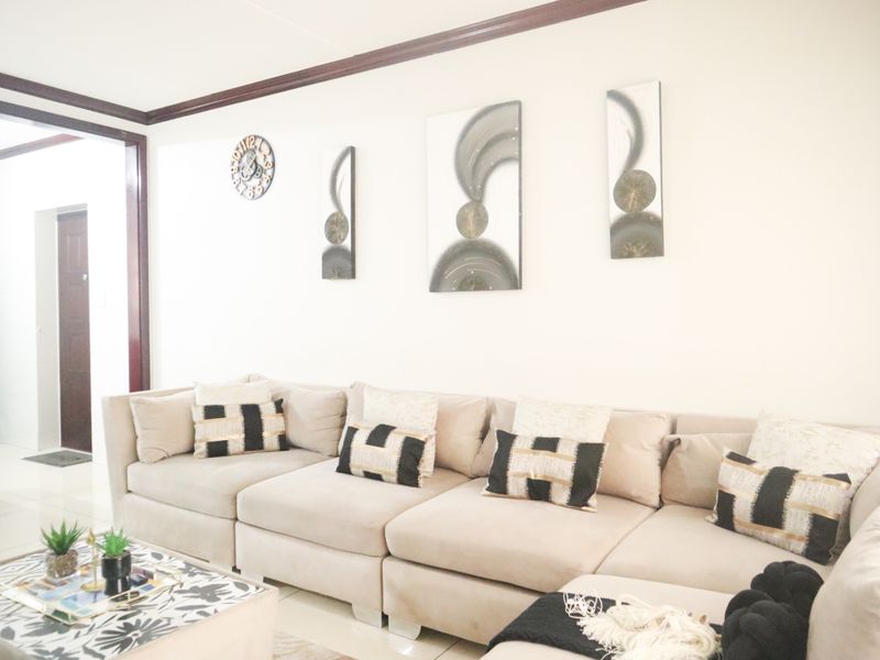 Modern 2 bedroom apartment in Craigavon. - Photo 10